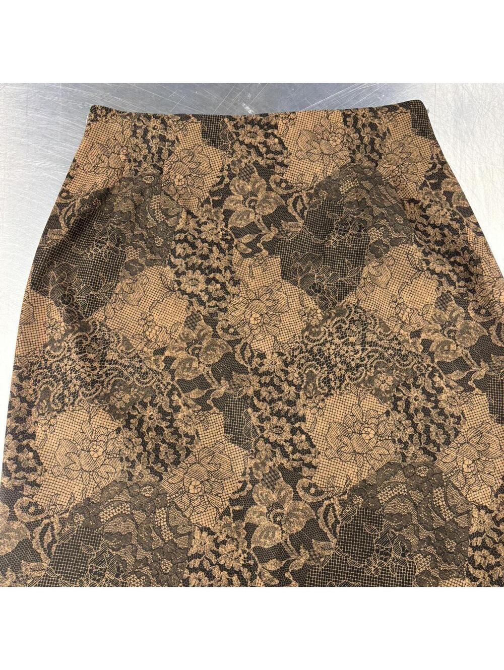 Briggs & Riley Women's Brown and Multi Skirt